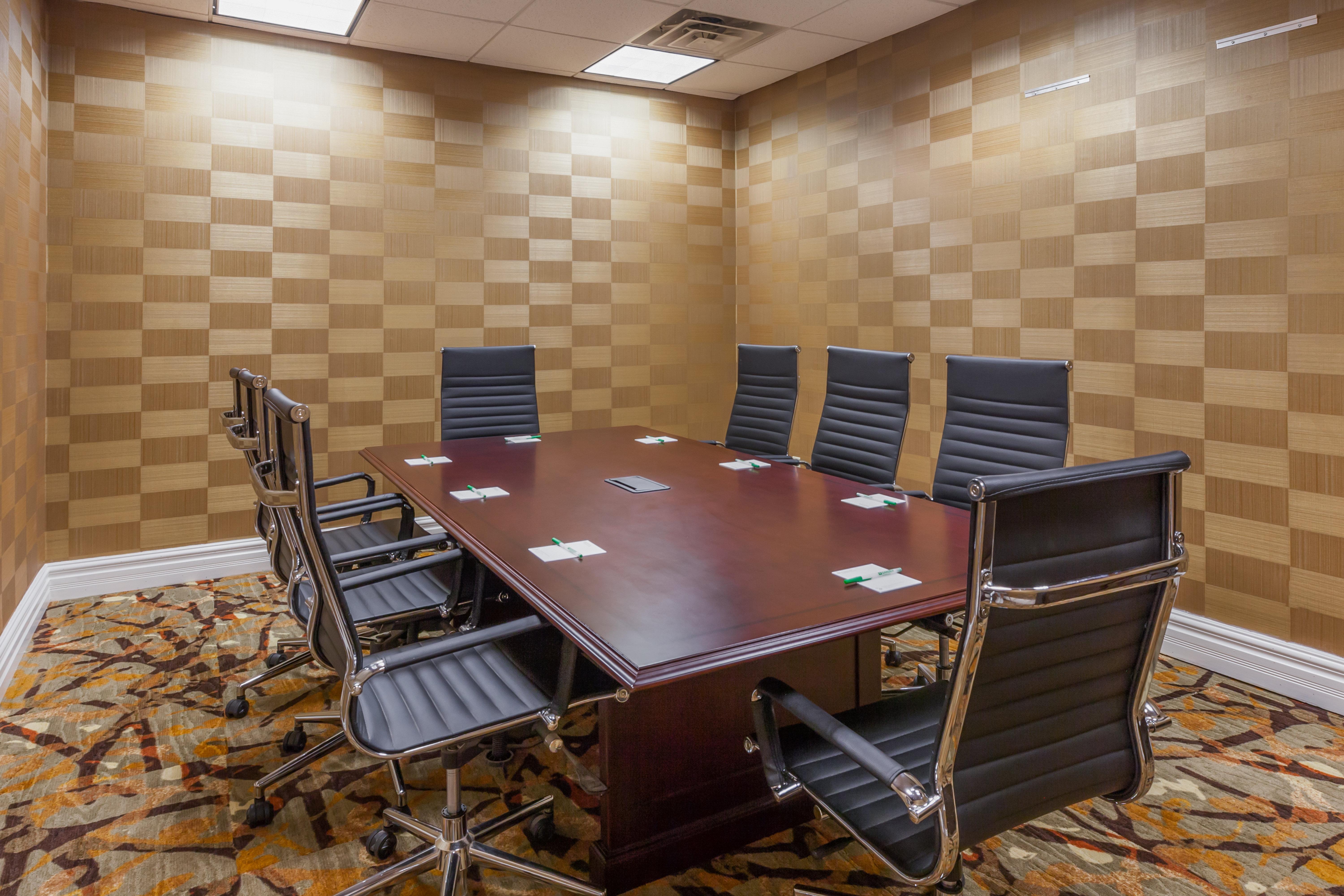 Holiday Inn Hotel & Suites Oklahoma City North By Ihg Экстерьер фото