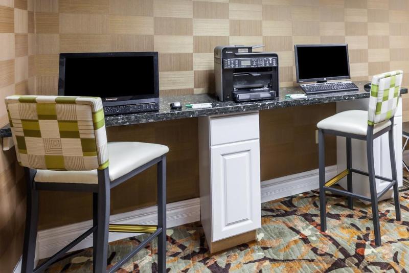 Holiday Inn Hotel & Suites Oklahoma City North By Ihg Экстерьер фото