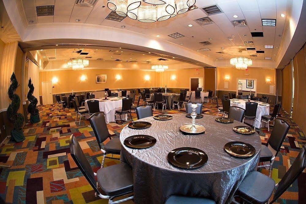 Holiday Inn Hotel & Suites Oklahoma City North By Ihg Экстерьер фото