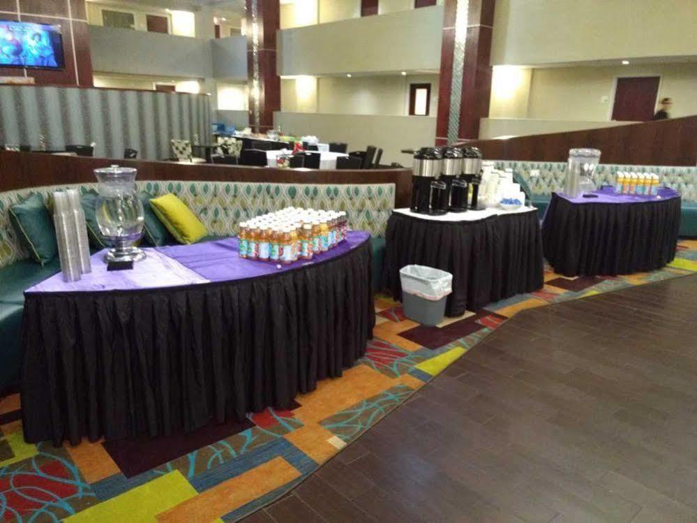 Holiday Inn Hotel & Suites Oklahoma City North By Ihg Экстерьер фото